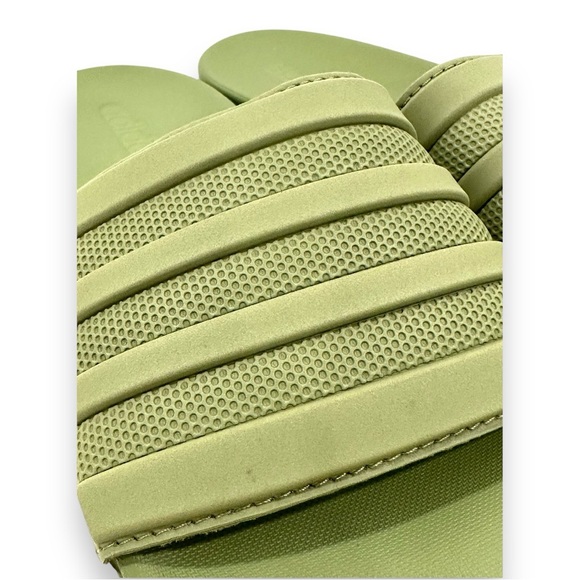 Adidas ADILETTE COMFORT SLIDES Color Tent green Size 10 men 11 wom new with box - Picture 4 of 8